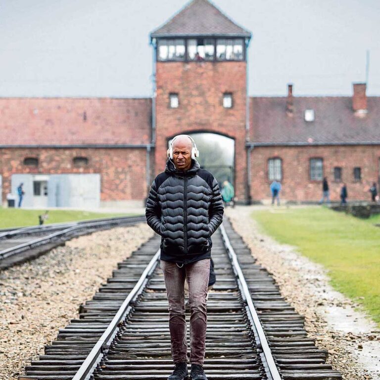 יום השואה 2021: למה ביקרתי באושוויץ / ריי אלן