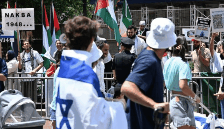קריאות נאצה לעבר המשלחת הישראלית במצעד התמיכה בניו יורק