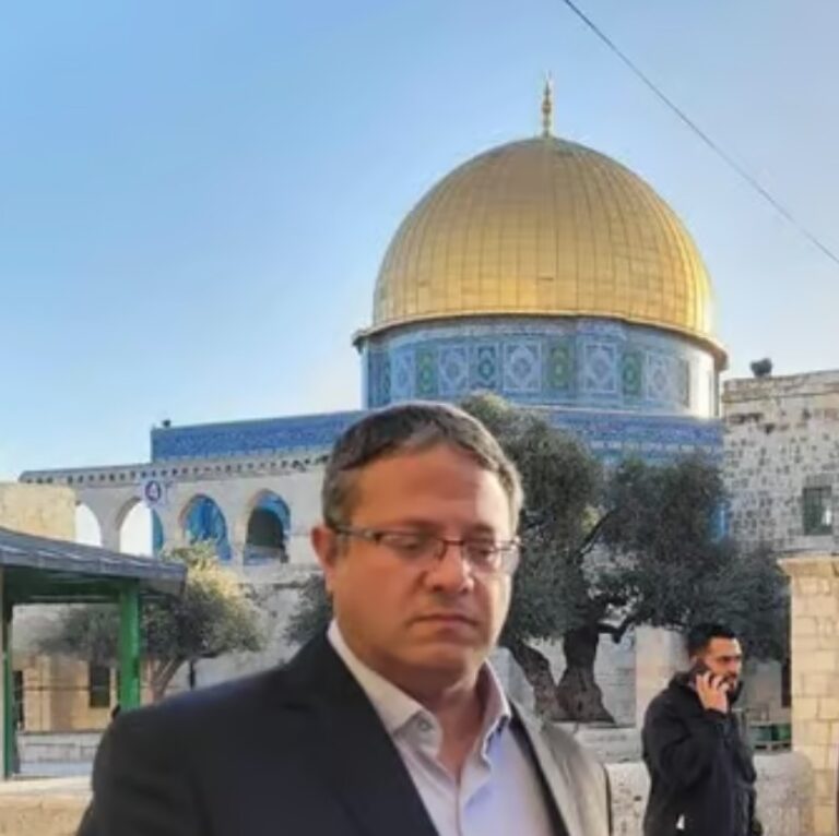 חותר תחת ביטחון ישראל: ממשל ביידן תוקף חזיתית את בן גביר אחרי ההצעה להקים בית כנסת על הר הבית