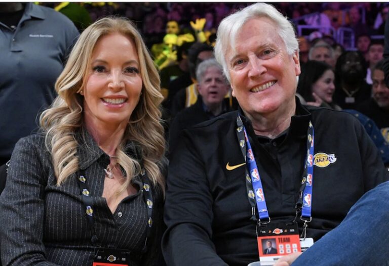 עכשיו זה רשמי: אחרי הדודג׳רס, בעל בית חדש השתלט על לוס אנג׳לס לייקרס; ג׳יני באס תישאר נשיאת הקבוצה