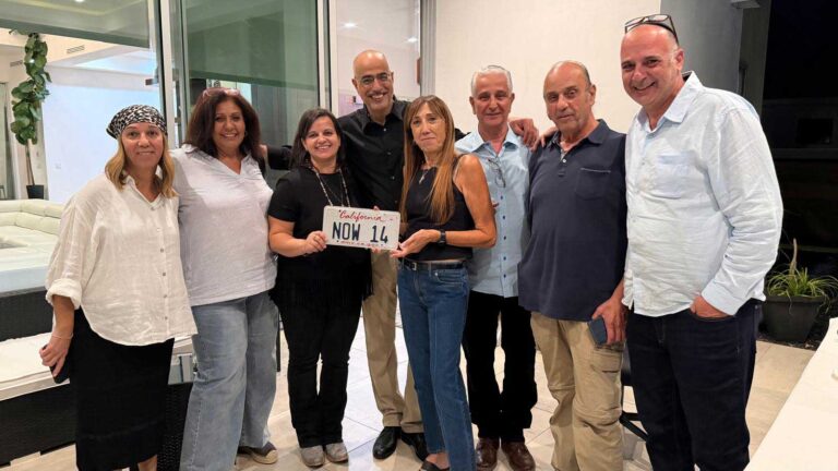 בין הרפורמה המשפטית וה'דיפ סטייט': כוכב "הפטריוטים" וערוץ 14 משה כהן-אליה בלוס אנג'לס