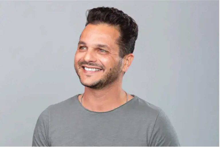מיקי גבע: "אני מרגיש כמו שגריר של צחוק"